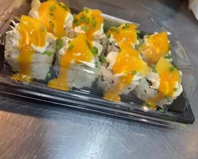 MAKI SAUMON AVOCAT (PHILA SPÉCIAL)